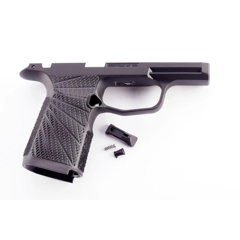 Wilson Combat Grip Module for P365 XL Manual Safety Black