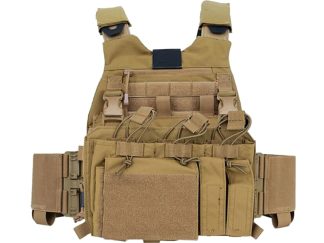 GUARD DOG TRAKR PLATE CARRIER FDE W/ PLACARD (15002)